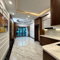 Bán nhà Hoàng Đạo Thành, Thanh Xuân, Gara ô tô, Vỉa hè Ô tô tránh, KD, 42m2, 21.8 tỷ(CTL)
