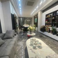 NHỈNH 2X TỶ NHÀ ĐẸP 40M2 7 TẦNG KINH DOANH PHỐ NGUYỄN VĂN CỪ, Ô TÔ TRÁNH
