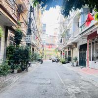 BÁN NHÀ 4 TẦNG DỊCH VỌNG CẦU GIẤY - DT 100m² - NGÕ ĐẸP YÊN TĨNH - KHÔNG GIAN RỘNG