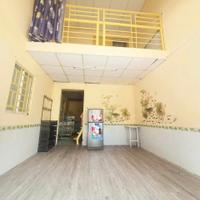 118. Nhà mặt tiền hẻm 3,5 triệu Nguyễn Văn Linh