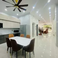 CHO THUÊ NHÀ 6  VÕ CƯỜNG CÓ THANG MÁY VÀ 6 PHÒNG NGỦ