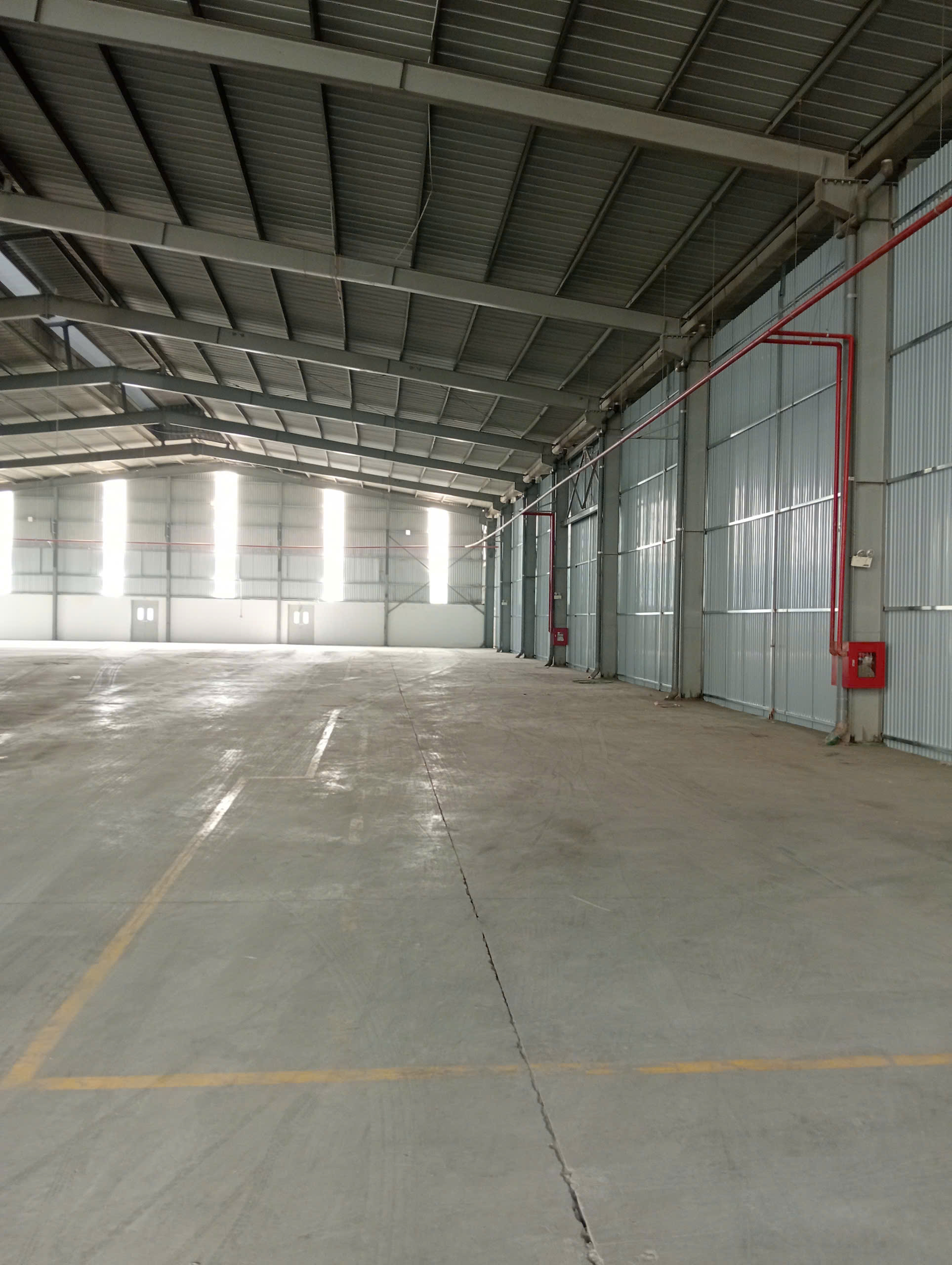 CHO THUÊ KHO XƯỞNG ĐỘC LẬP 2.800m² Tại KCN ĐỒNG VĂN 2 - PCCC Nghiệm Thu.