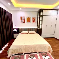 NGUYỄN VĂN LINH – LONG BIÊN  30m² – 5 TẦNG – Ô TÔ QUA NHÀ